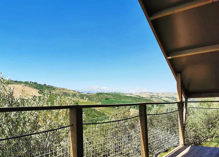 Glamping E Cirelliwines Abruzzo Деревянный коттедж